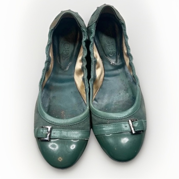 Tods Green Metal Buckle Suede Round Toe Scalloped Edge Ballet Flats Size EU 37 - Picture 1 of 13
